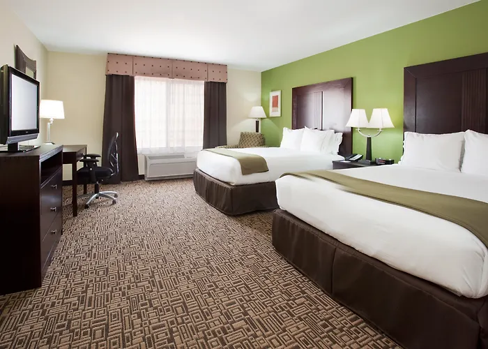 Holiday Inn Express & Suites Richfield By Ihg