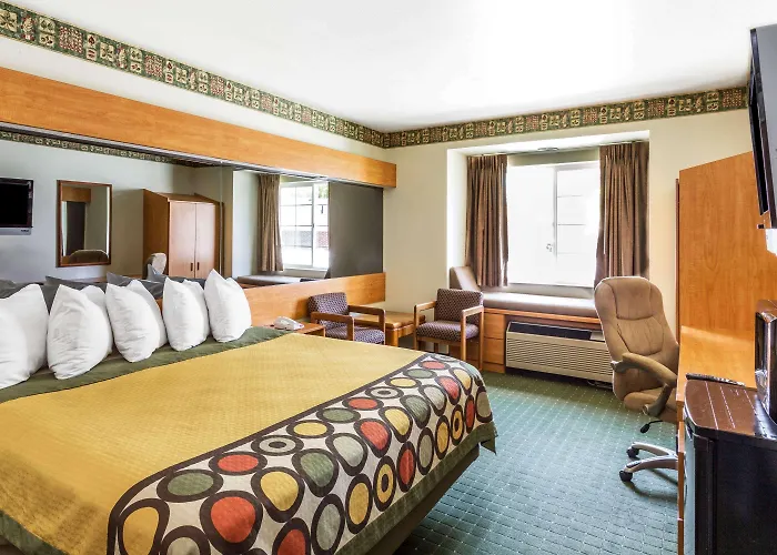 Super 8 By Wyndham Pride Midvale/Midvalley/Salt Lake City