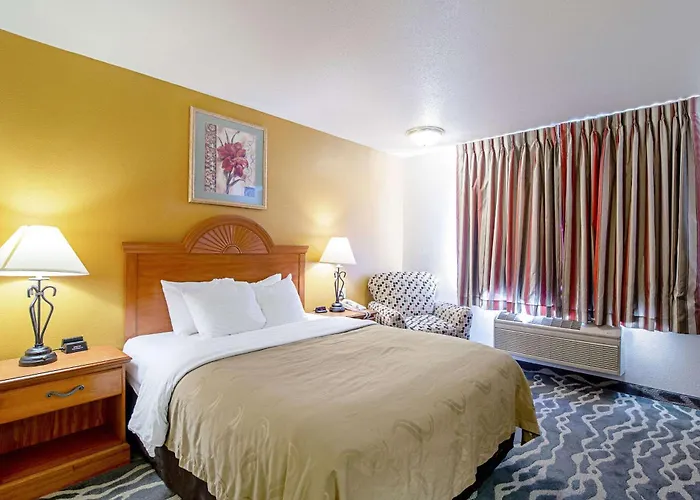 Quality Inn Huron