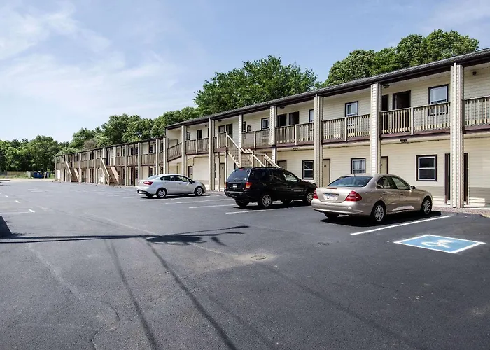 Econo Lodge West Yarmouth-Hyannis Cape Cod