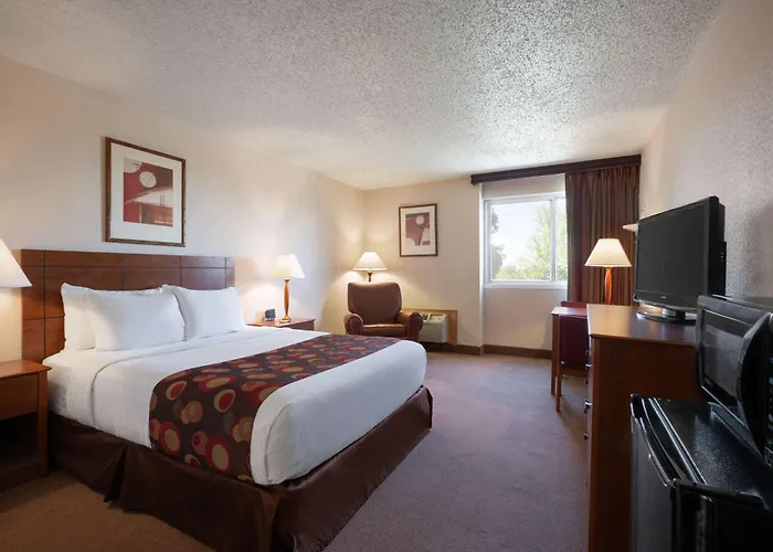 Ramada By Wyndham Bismarck