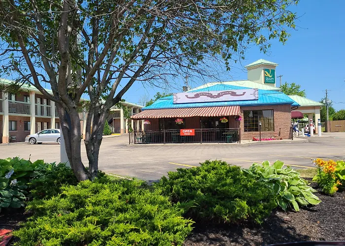 Quality Inn & Suites Gananoque 1000 Islands