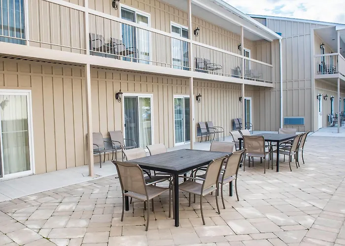Comfort Inn & Suites Thousand Islands Harbour District