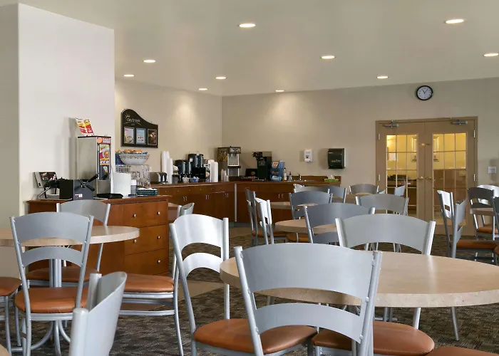 Days Inn By Wyndham Prince Albert