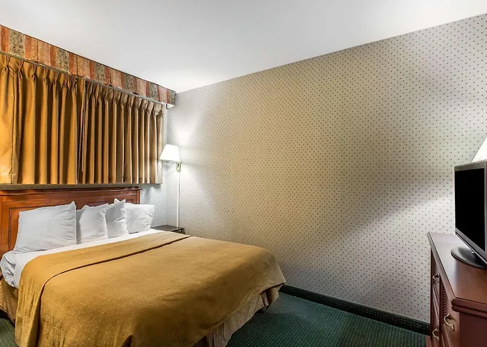 Quality Inn Near China Lake Naval Station