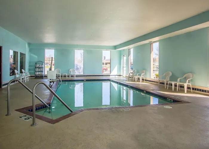 Quality Inn & Suites West Bend