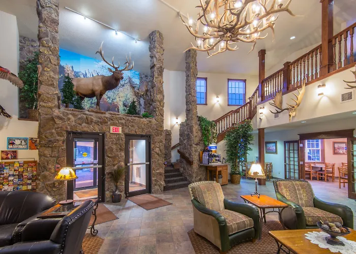 Comfort Inn & Suites Mt Rushmore