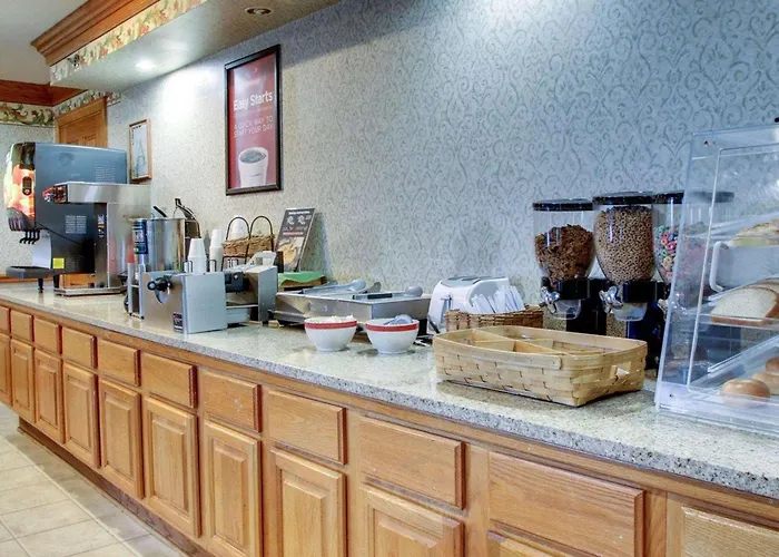 Econo Lodge Inn & Suites Flowood - Jackson Northeast