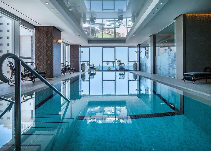 David Tower Hotel Netanya By Prima Hotels - 16 Years Plus