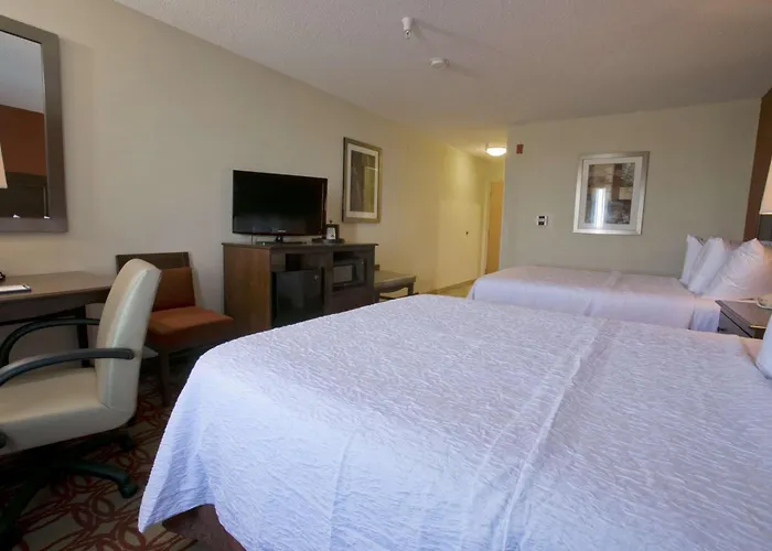 Hampton Inn & Suites Wiggins