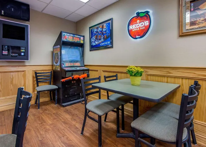 Quality Inn & Suites Mansfield