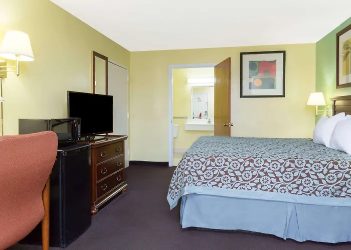 Days Inn Lamont/Monticello