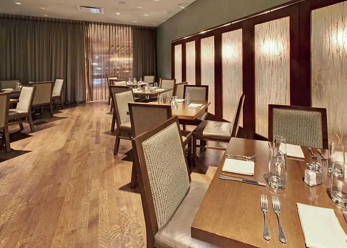 Crowne Plaza Hotel Glen Ellyn/Lombard By Ihg