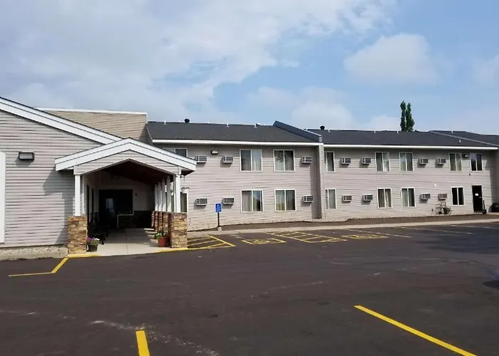 Super 8 By Wyndham Glenwood