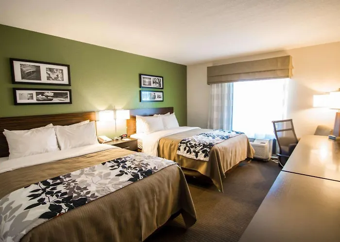 Sleep Inn & Suites Garden City