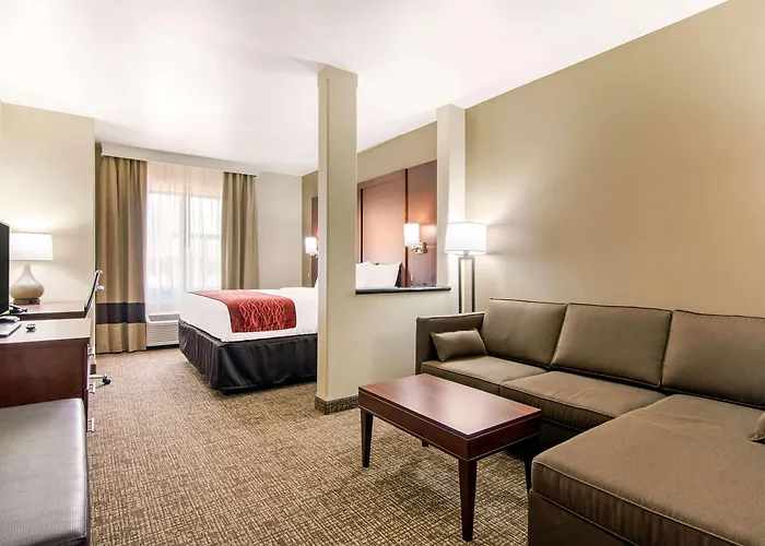 Comfort Inn & Suites - Independence