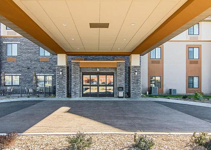 Sleep Inn & Suites West-Near Medical Center