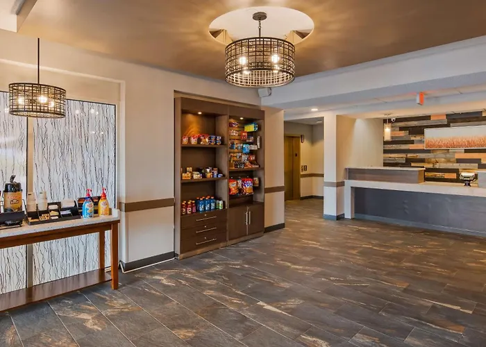 Best Western Plus Hudson I-94