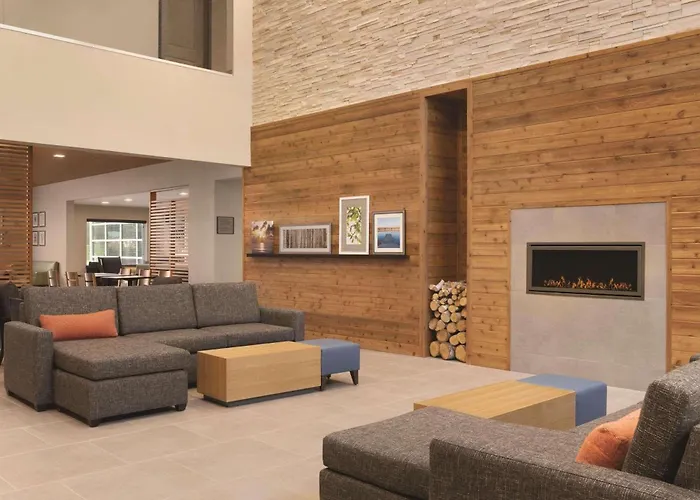 Country Inn & Suites By Radisson, Ft Atkinson, Wi