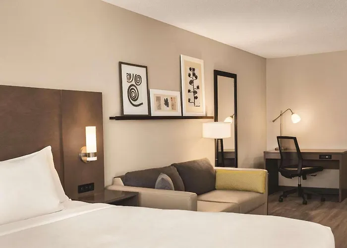 Country Inn & Suites By Radisson, Buffalo, Mn