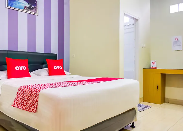 Oyo 3418 Penginapan May Lindon Syariah