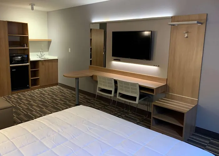 Microtel Inn & Suites By Wyndham Georgetown Lake