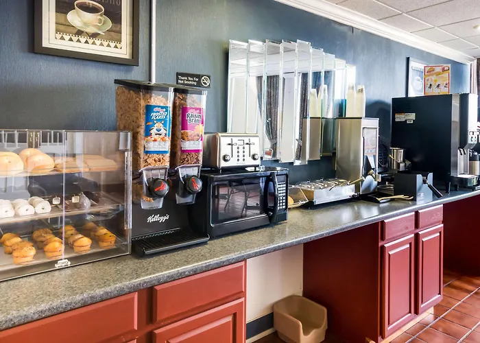 Rodeway Inn And Suites