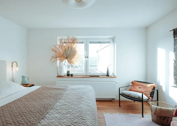 Wunderschöne FeWo direkt am Meer mit Whirlpool&Sauna