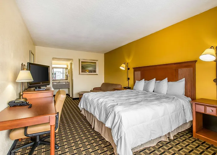 Econo Lodge Byron Near Historic District - Warner Robins