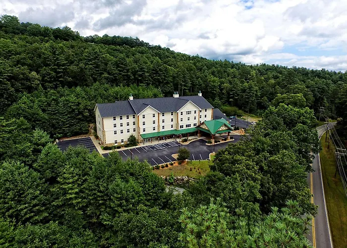 Hampton Inn & Suites Cashiers - Sapphire Valley