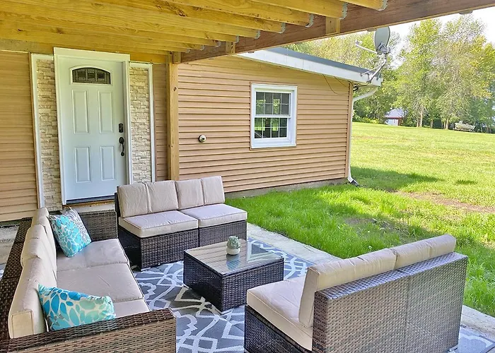 St Lawrence River Retreat