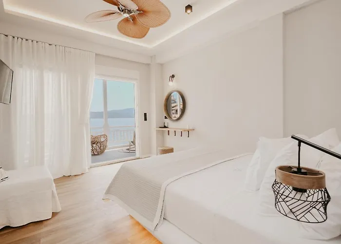 Trinity Suites Ammouliani Hospitality