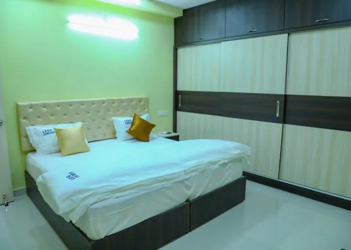 Leeo Comforts