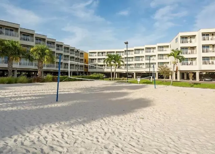 Amazing Waterfront Views Resort, Enjoy Heated Pool & Sunset!