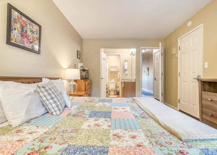 Proposal Rock Inn 233 - Meredith Lodging
