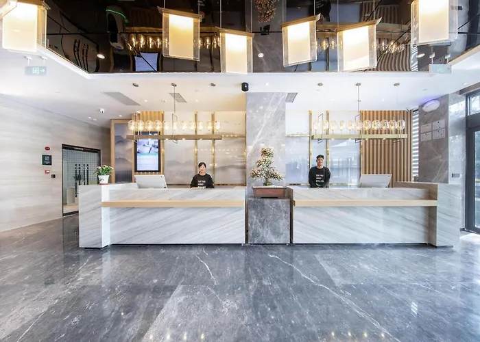 Atour Hotel Lhasa City Government