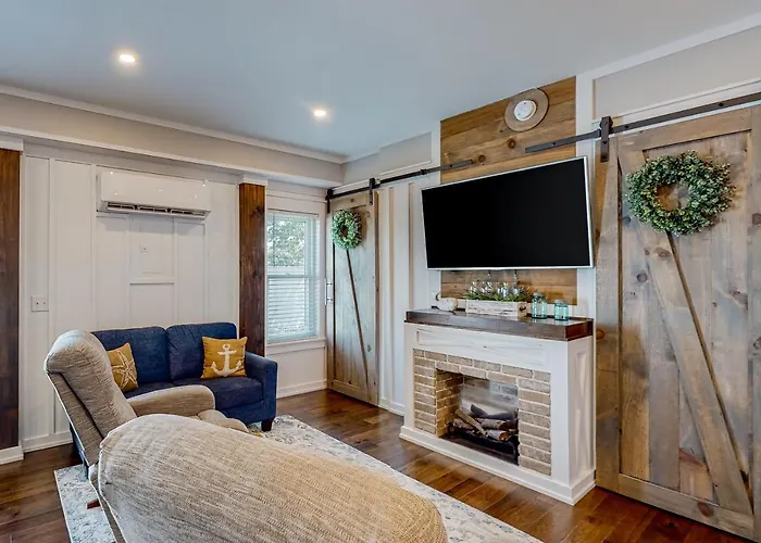 Coastal Haven - Unit C - Downstairs