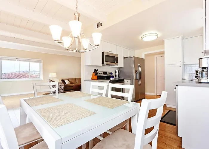 Beautiful Views - Sand Section Of Manhattan Beach 2 Bed/2 Bath