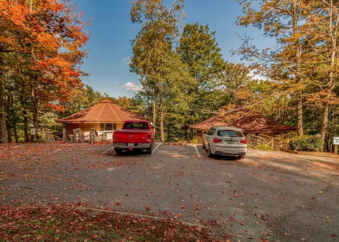 Treehouse Lodge At Sugar Mountain