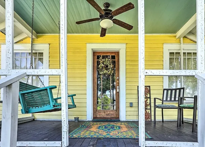 'Moon Pie Cottage' Near Downtown Ocean Springs!