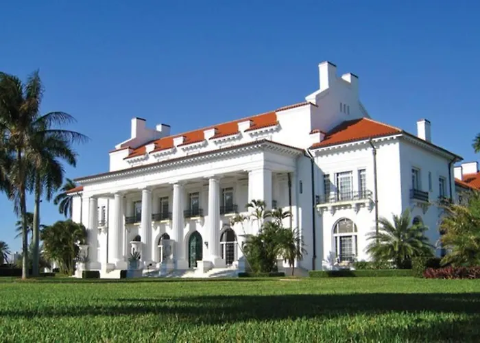 Beautiful Main House In West Palm Beach
