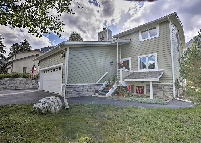 Mtn-View Home W/ Deck: Walk To Dtwn Frisco!