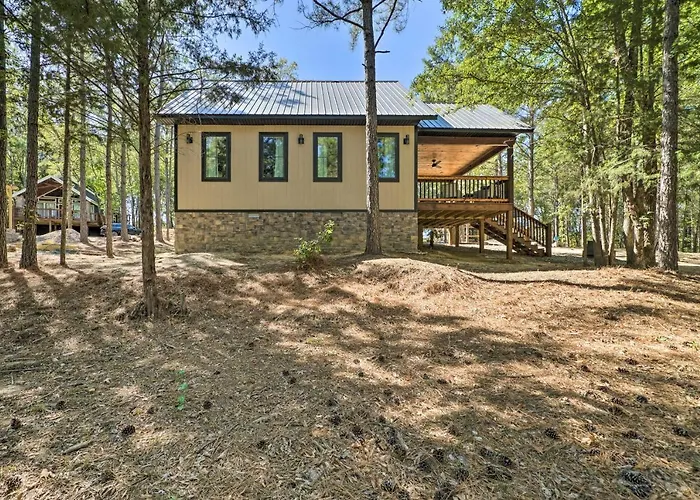 Modern Broken Bow Cabin, Near Lake + Wineries