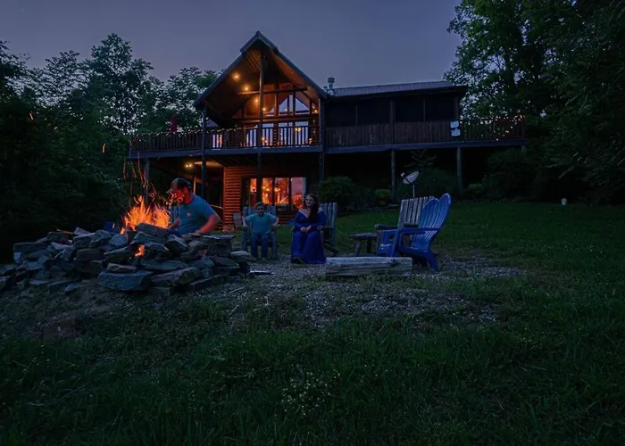 Smoke Rise Lodge - Lake Front, Luxury Cabin, Hot Tub,