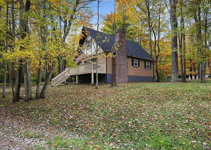 Game Room & Fire Pit: Tree-Lined Pocono Lake Cabin