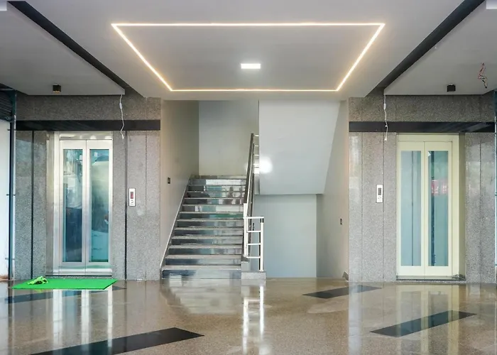 Hotel Vr Grand