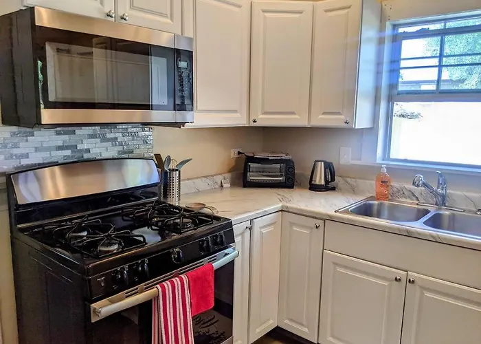 Susanville'S Cutest Cottage 3 Beds 1 Bath Sleeps 6