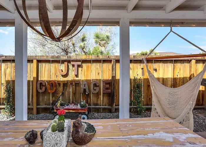 Jt Cottage