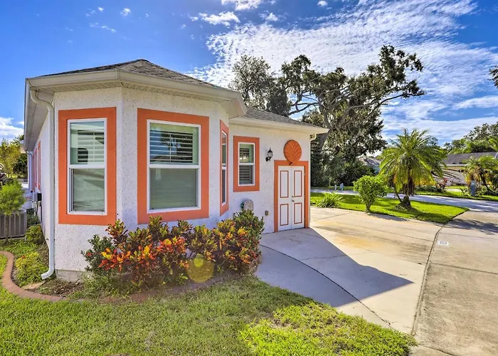 'The Shell House' In Titusville: Pool, Golf Access