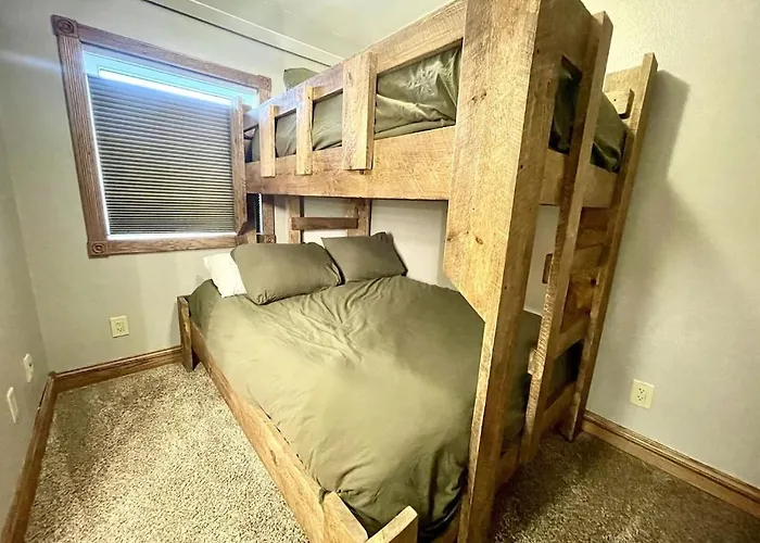 Tails Up Retreat- A Place For You And Your Dog!